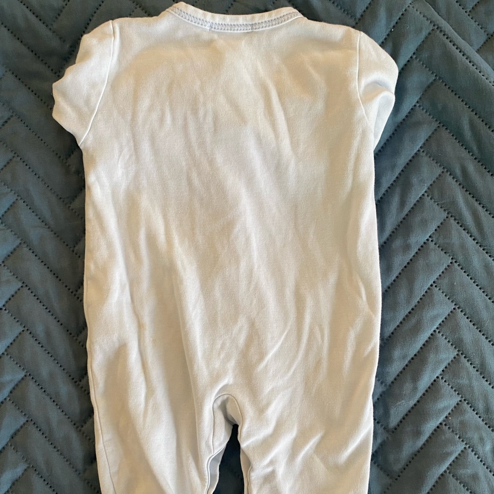 Kissy Kissy 0-3 month footie, light blue